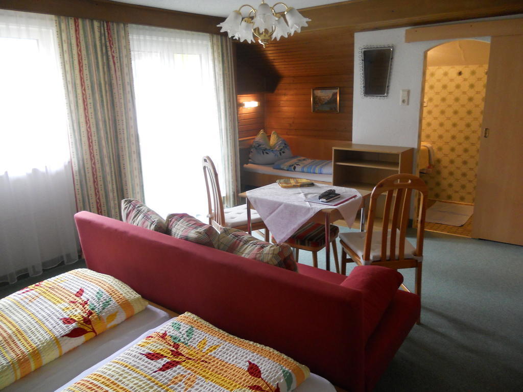 Hotel Haus Zur Linde Wagrain Habitación foto